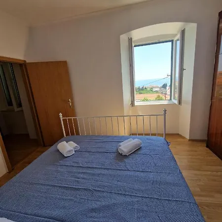 Vera Apartment