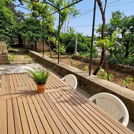 Vera Appartement *